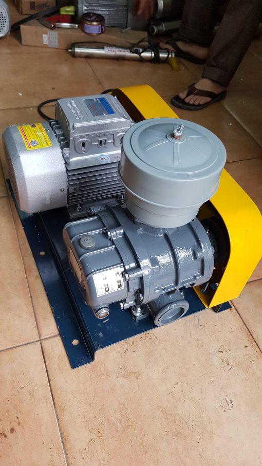 đầu sục khí 65 VR