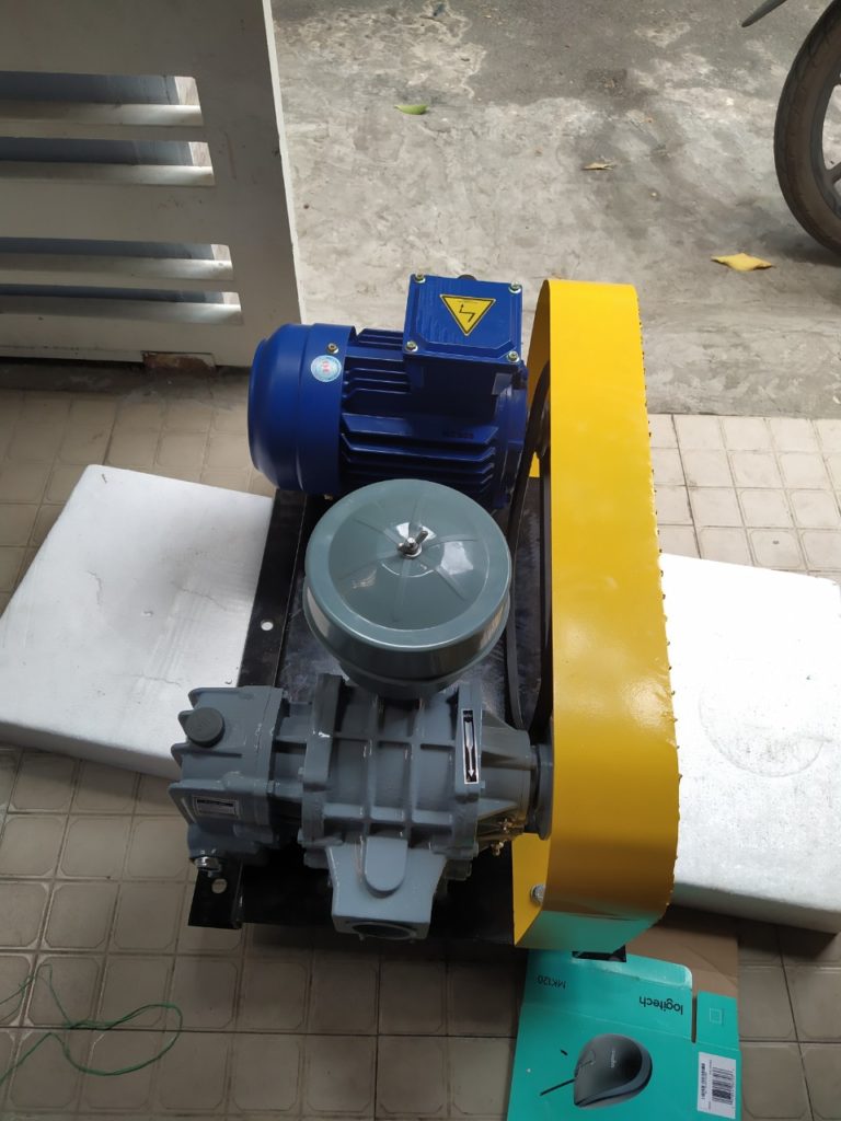 máy sục khí oxy nuôi tôm
